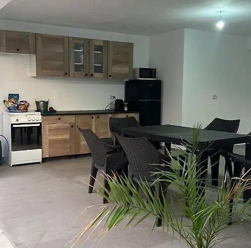 Δωμάτια σε οικογενειακή κατοικία Sharm Costinești